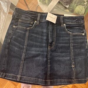 American Eagle High Rise Mini Skirt NWT Size 8